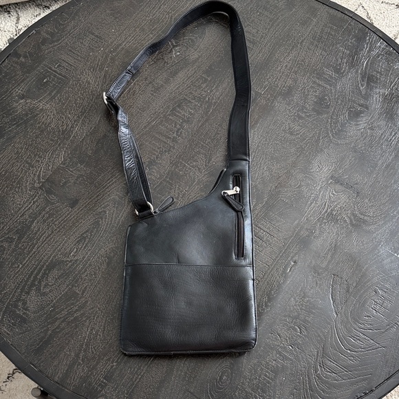 Latico Black Leather Crossbody Bag - Picture 8 of 8